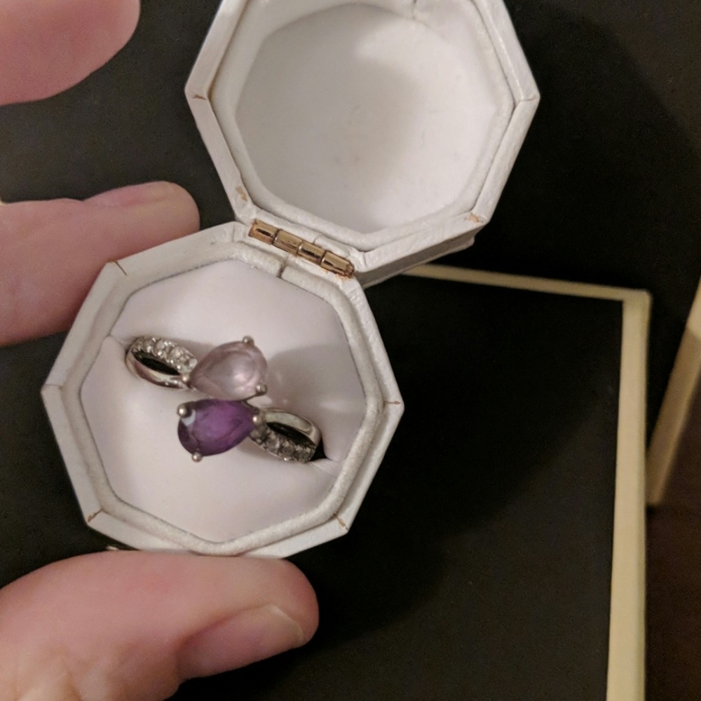 Kay Jewelers 2 tone amythest ring